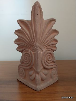 Γωνιακό ακροκέραμο στέγης