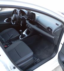 Toyota Yaris 2022-thumb-6