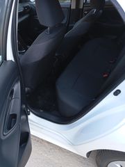 Toyota Yaris 2022-thumb-7