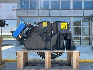 Μηχάνημα ελαφριάς συμπίεσης BOBCAT WS18