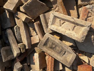 Τουβλάκια συμπαγή κατεδάφιση