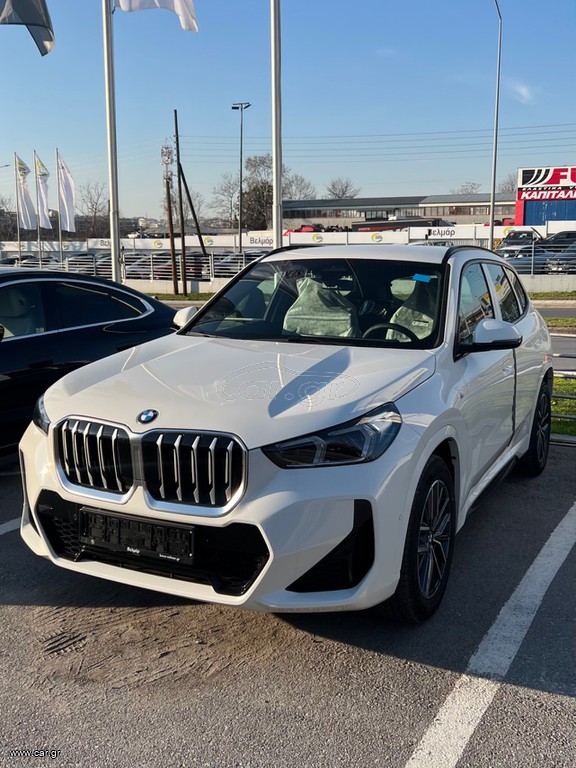 Bmw X1 2023 sDrive20i M Sport Steptronic (DKG)