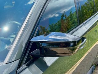 Bmw M3 2023 Competition xDrive INDIVIDUAL-thumb-4