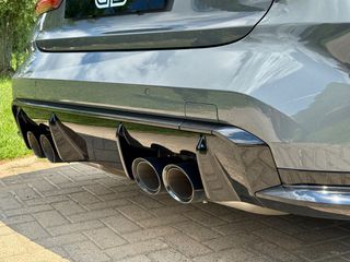 Bmw M3 2023 Competition xDrive INDIVIDUAL-thumb-6