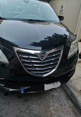 Lancia Ypsilon 2013-thumb-1