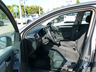 Volkswagen Golf 2010 TSI 122 PS-thumb-9