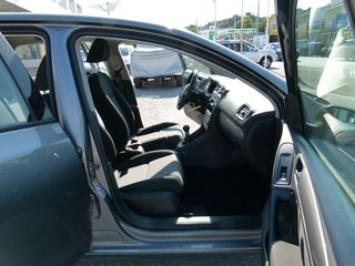 Volkswagen Golf 2010 TSI 122 PS-thumb-13