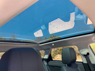Land Rover Range Rover Evoque 2019 D180SE-PANORAMA-MATRIX-HUD-AMBIENT LIGHT-FULL-thumb-19