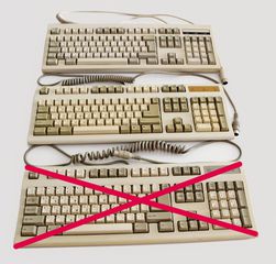 Πληκτρολόγια PC AT με βύσμα DIN 5-pin για retro υπολογιστές