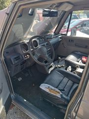 Mitsubishi pajero-thumb-4
