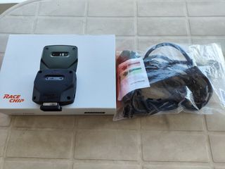 Racechip gts app controller +φίλτρο bmc για volvo d4 190ps (αλλά μπαίνει και σε άλλον κινητήρα ύστερα από δωρεάν επαναπρογραμματισμο).