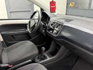 Volkswagen Up 2017-thumb-8