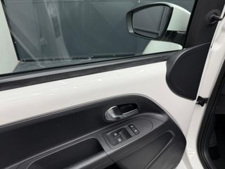 Volkswagen Up 2017-thumb-10