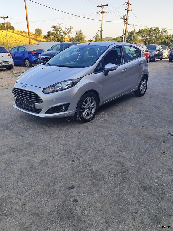Ford Fiesta 2016 titanium