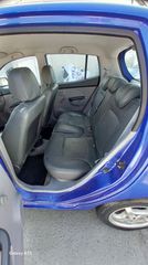 Kia Picanto 2004-thumb-5