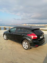 Ford Focus 2011-thumb-2