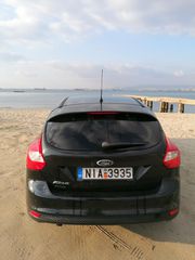 Ford Focus 2011-thumb-3