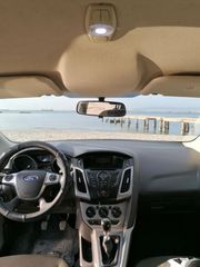 Ford Focus 2011-thumb-8