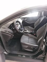 Ford Focus 2011-thumb-14