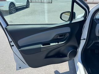 Toyota Yaris 2016 YARIS 1.0 VVTI - NAVI-thumb-6
