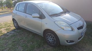 Toyota Yaris 2010