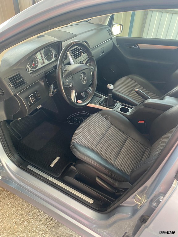 Mercedes-Benz B 200 2006