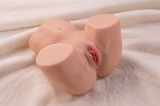 Maya Vibrating and Sucking With Remote Control Masturbator-thumb-5