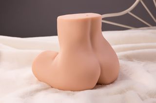 Maya Vibrating and Sucking With Remote Control Masturbator-thumb-6