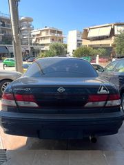 Nissan Maxima 2000-thumb-1