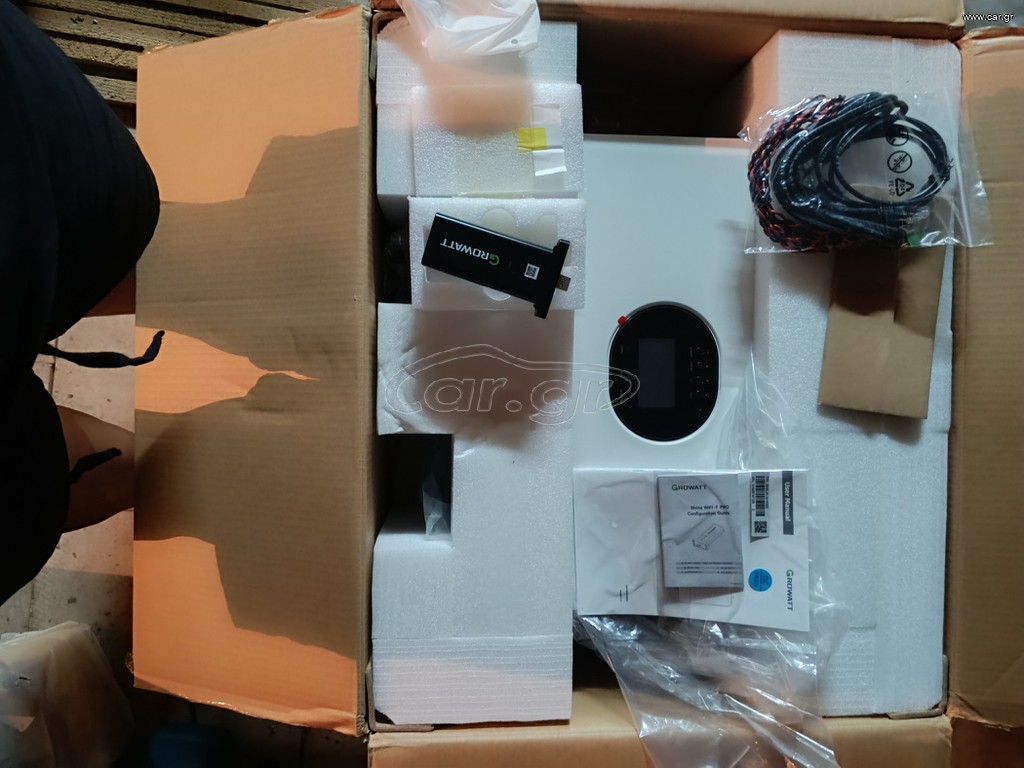 Growatt SPF 6000ES Plus