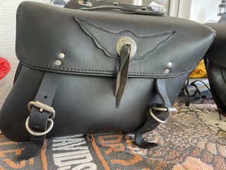 side bags Harley Davidson leather-thumb-1
