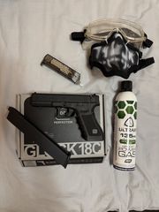 Umarex Glock 18c automatic officially licensed with free gear barely used