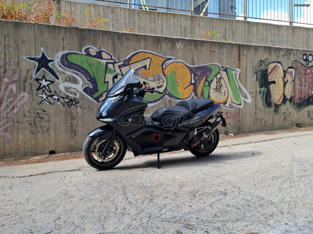 Gilera GP 800 2012