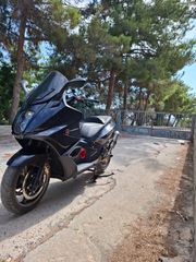 Gilera GP 800 2012-thumb-4
