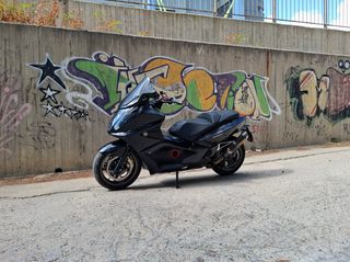 Gilera GP 800 2012-thumb-8