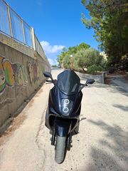 Gilera GP 800 2012-thumb-11