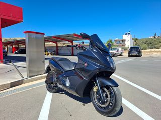 Gilera GP 800 2012-thumb-22