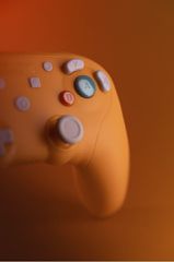 Retro-Fighters - BattlerGC 2.4G Controller - Orange-thumb-2