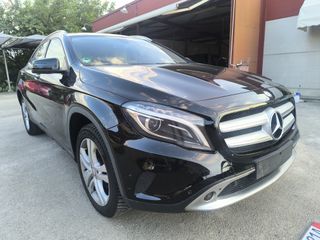 Mercedes-Benz GLA 180 2016-thumb-7