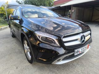 Mercedes-Benz GLA 180 2016-thumb-27