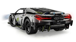 LEGO TECHNIC 42214 Lamborghini Revuelto-thumb-4