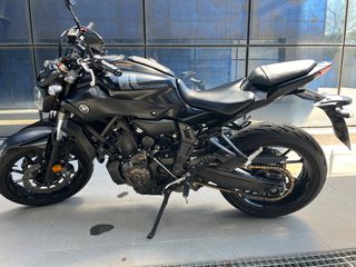 Yamaha MT-07 2017-thumb-1