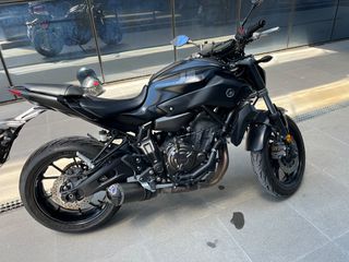 Yamaha MT-07 2017-thumb-11
