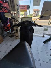 Derbi Rambla 250 2009-thumb-2