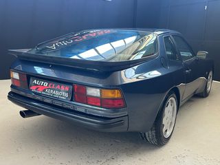 Porsche 944 1988 944-thumb-16