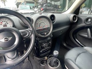 Mini Countryman 2012-thumb-12