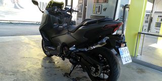 Yamaha TMAX 560 2025-thumb-2