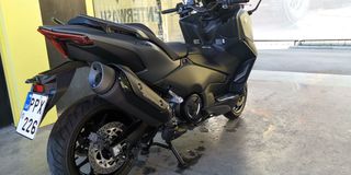 Yamaha TMAX 560 2025-thumb-4