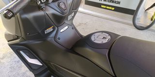 Yamaha TMAX 560 2025-thumb-11