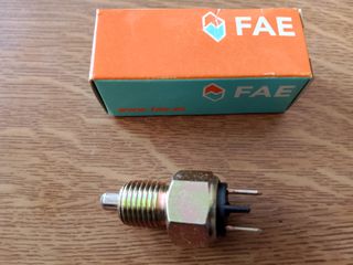 ΒΑΛΒΙΔΑ ΟΠΙΣΘΕΝ *** ALFA ROMEO 33-75-ALFASUD-ALFETTA-GIULIA ****